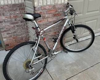Specialized Hardrock Comp FS mountain bike, 26" wheel size.