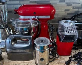 Kitchenaid mixer with accessories, Mueller mixer, coffee grinder and mini hot air popcorn popper.