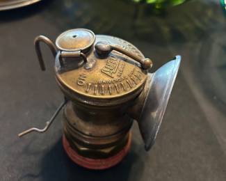 ANTIQUE AUTO LITE