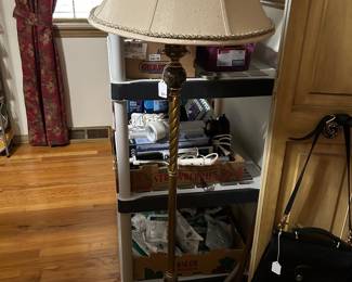 HEAVY BRASS LAMP