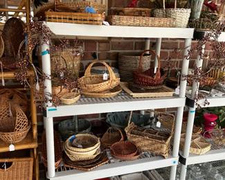 BASKET COLLECTION