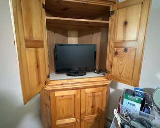 (2) matching corner cabinets