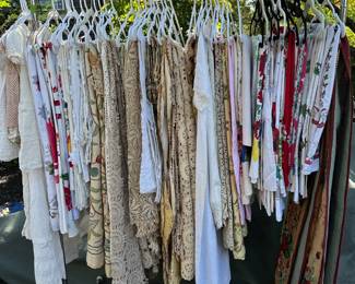 Linens - Lots of Linens!