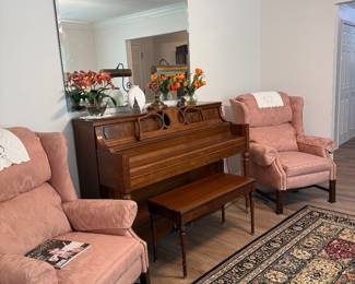Arm chairs, Yamaha piano, area rug