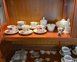 Pottery and porcelain 