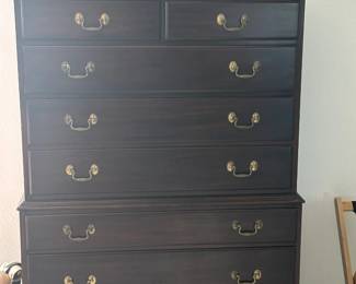 Mahoney chest