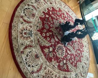 Rug/Round approximately 9' 5"