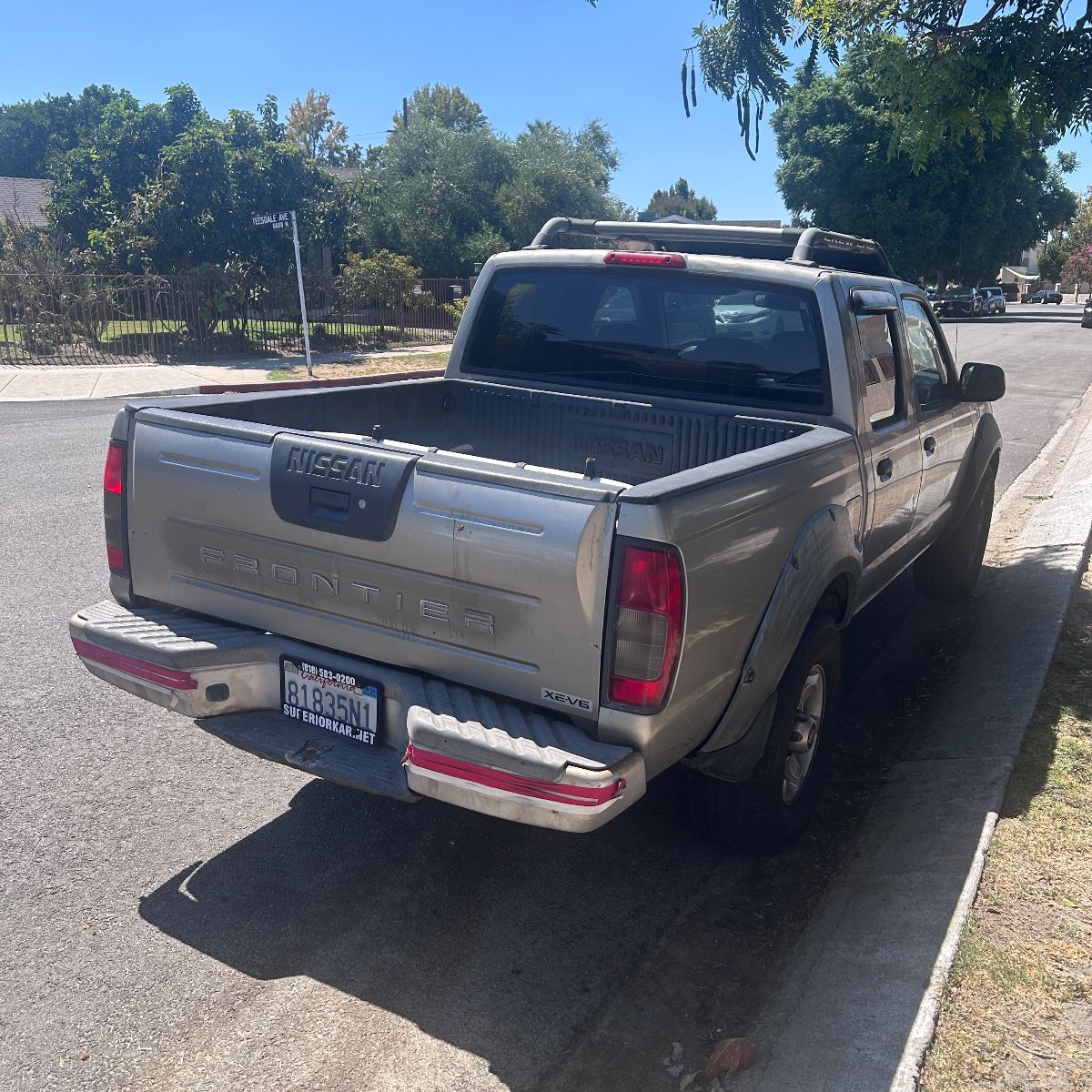 Mechanic’s Special! I Runs! 2001 Nissan Truck 140K miles