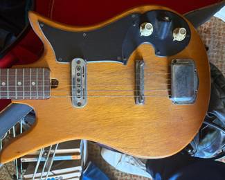 Teisco Del Rey E-110 Electric Guitar