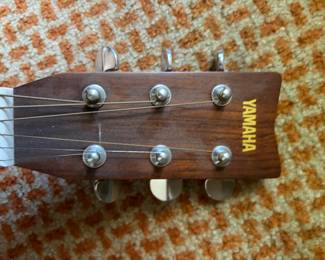 Yamaha Acoustic Guitar