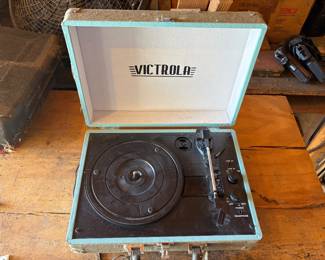 Victrola Suitcase Turntable