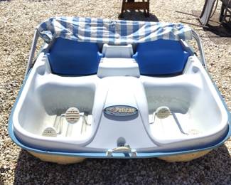 Paddle boat