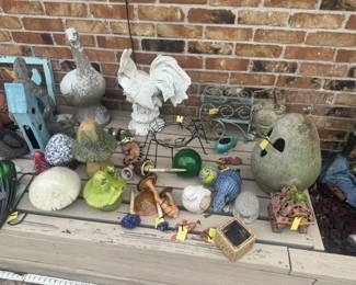 ALL kinds of Yards Decor