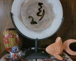 Unique Piece - heavy IRON Resting stand for its Asian Ceramic Disc
