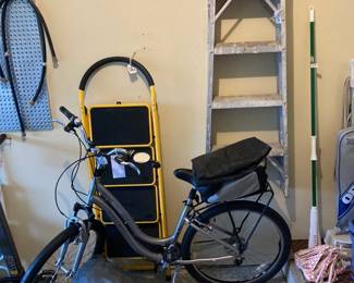 Aluminum Ladder, 4-Step Ladder, Ladies TREK Navigator Bike & Accessories