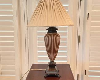Lot #11 - Traditional Neoclassical Fluted Urn Table Lamp Ivory/Brown Striped Body Antiqued Bronze-Tone Base Pleated Shade