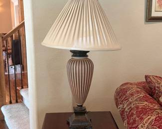 Neoclassical Fluted Urn Table Lamp Ivory/Brown Striped Body Antiqued Bronze-Tone Base Pleated Shade