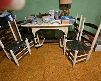 Vintage tables and 5 chairs with wooden seats