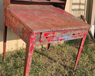METAL SHOP DESK