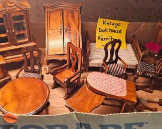 MINIATURE DOLL FURNITURE