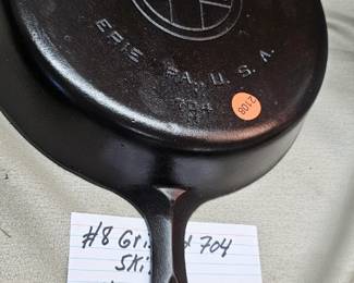 CAST IRON SKILLET