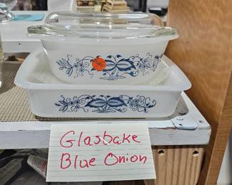GLASBAKE CASSEROLE DISHES
