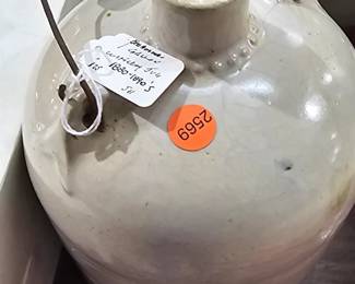 CROCK JUG WITH HANDLE