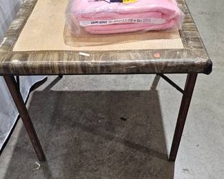 CARD TABLE