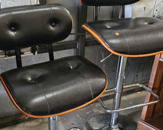 BAR STOOLS