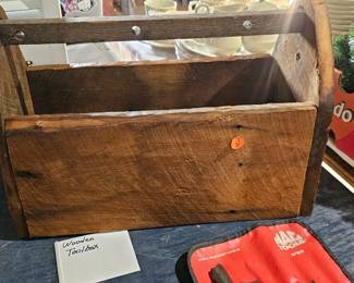 WOODEN TOOL BOX