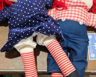 RAGGEDY ANN AND ANDY DOLLS