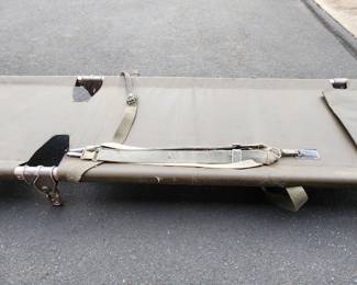 Vintage Military-Style Folding Army Field Cot – Heavy-Duty Canvas with Folding Metal Frame, Straps & Carry Handles. Great piece for military collectors, camping, reenactment or display.