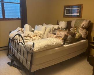 Queen Bed, Headboards & bedding