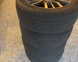 Set of 4 Winter Wheels & Tires