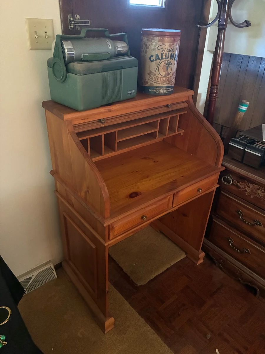 rolltop desk