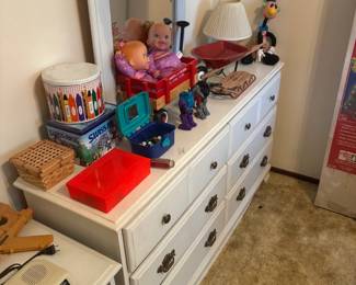 dresser