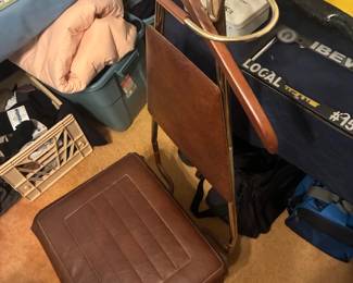 dressing chair