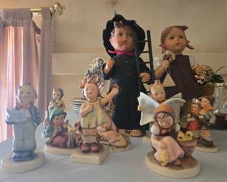 Hummel Figurines & Dolls (#63, Singing Lesson, #199 Feeding time, #145 Soloist, #25 Angelic Sleep, #72 Spring Cheer, #184 Latest News, #111 Wayside Harmony, #57 Chick Girl, 12" Felix the Chimney Sweep, 12" Gretl