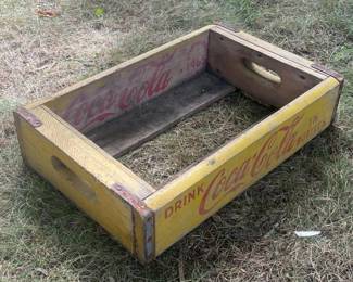 020 vintagecocacolawoodencrateyellowpa
