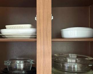 298 assortedglassandceramicbakingdishes