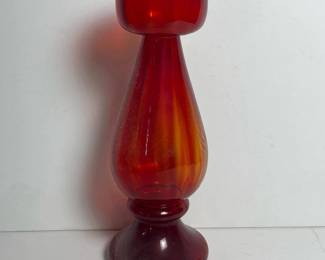 116 decorativeredglassvase