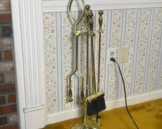 107 brassfireplacetoolsetwithstand