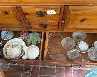 305 assortedglassandceramictablewarelot
