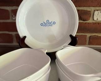 028 corningwaredishesandbluecornflower