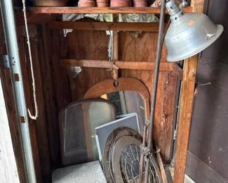 237 cottagedecorpotsmirrorsbucketsmilk