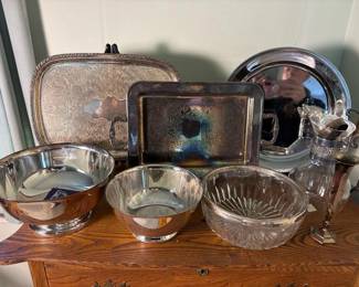 177 assortedsilverplatechromeandglassse