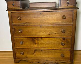 017 vintagevictorianstylewoodendresser