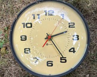 266 vintagesimplexwallclockwithblackme