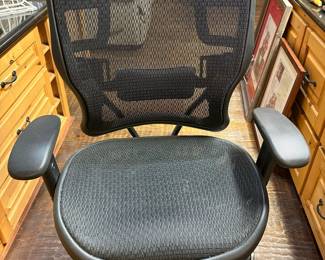 Herman Miller Aeron Chair