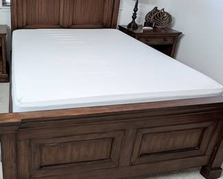 Queen Bedroom Set